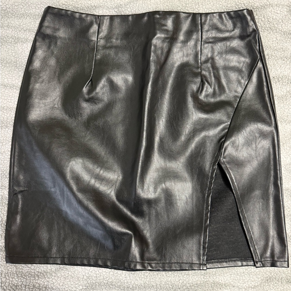 Lulu's Black Faux Leather Mini Skirt with Front Side Slit